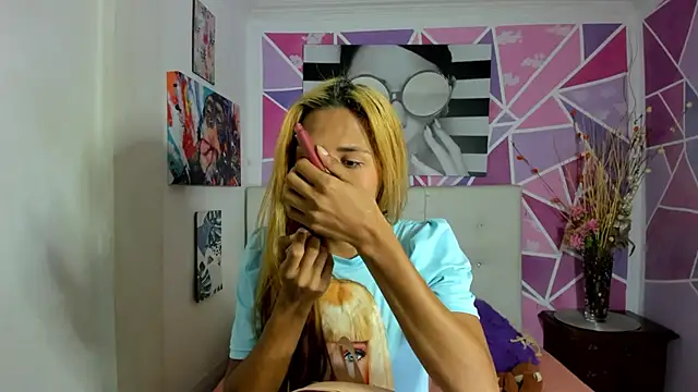 Brisahott online show from 12-11-24, 02:11