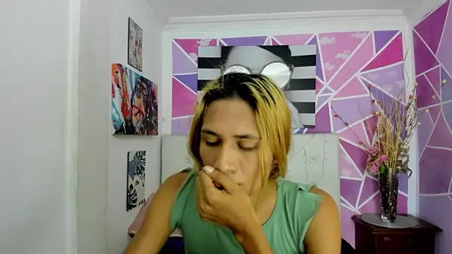 Brisahott online show from 01-10-25, 02:23