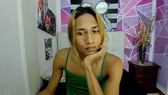 Brisahott online show from 01-15-25, 01:31