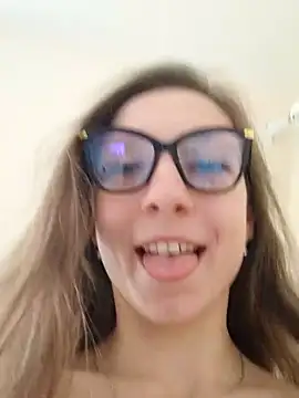 Milky flexy cat online show from 02-25-25, 03:05