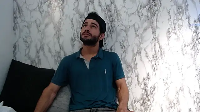 Moon and aaron online show from 03-01-26, 03:41