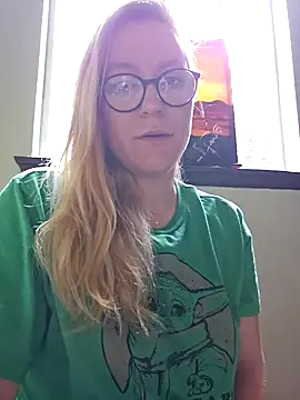 Snapshot of Paynted_Lady chatting on 11-08-25, 09:24 Paynted Lady online show from 11-08-25, 09:24