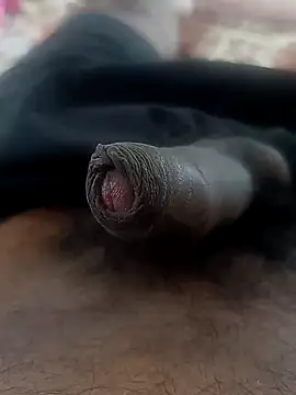 Snapshot of sat_1234 chatting on 12-15-24, 04:51 sat 1234 online show from 12-15-24, 04:51