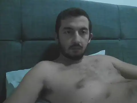 laynufff online show from 10-31-25, 04:52