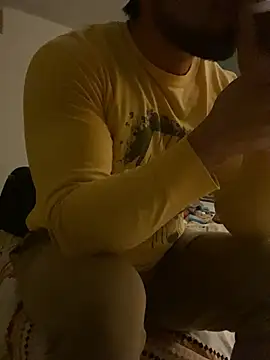 Snapshot of FumesClouds chatting on 02-26-25, 12:47 FumesClouds online show from 02-26-25, 12:47