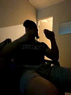 Snapshot of FumesClouds chatting on 09-28-25, 09:47 FumesClouds online show from 09-28-25, 09:47