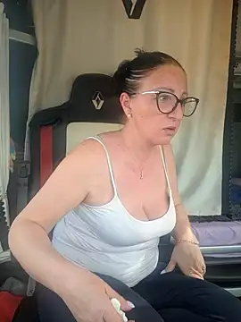 Snapshot of cuplubijoanna chatting on 02-16-25, 03:27 cuplubijoanna online show from 02-16-25, 03:27