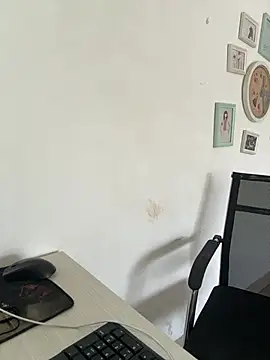Snapshot of palzkybi123 chatting on 07-22-26, 01:19 palzkybi123 online show from 07-22-26, 01:19
