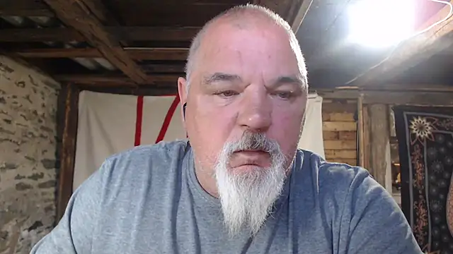 Newfiesausage1972 online show from 07-20-26, 10:50