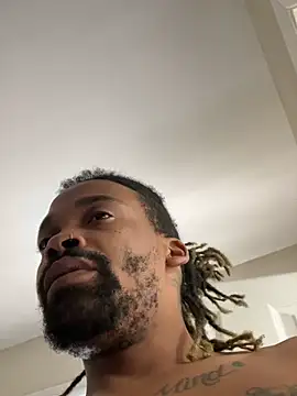 1BeautyN1Beast online show from 12-14-24, 05:36