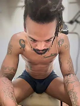 1BeautyN1Beast online show from 02-26-26, 06:56