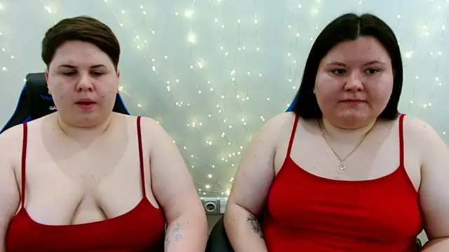 BeckyAndHellen online show from 06-07-26, 10:41