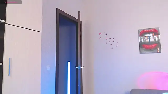 Lina Robbins online show from 03-05-25, 12:16