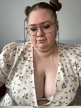 Snapshot of Chloe_WS chatting on 03-17-25, 06:18 Chloe WS online show from 03-17-25, 06:18