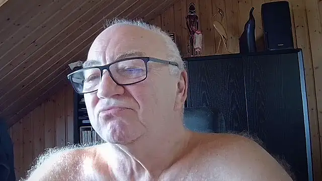 biggandybig online show from 12-17-25, 10:43