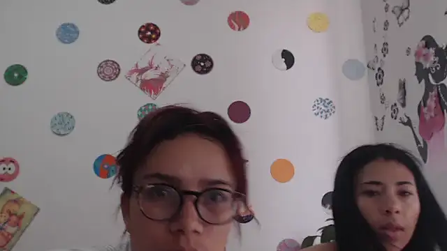 Snapshot of Yaumiko chatting on 01-08-25, 01:52 Yaumiko online show from 01-08-25, 01:52