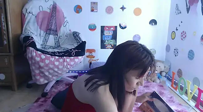 Snapshot of Yaumiko chatting on 02-14-25, 03:26 Yaumiko online show from 02-14-25, 03:26