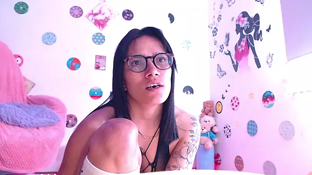 Snapshot of Yaumiko chatting on 03-07-25, 03:18 Yaumiko online show from 03-07-25, 03:18