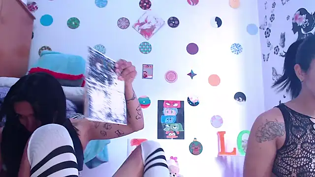 Snapshot of Yaumiko chatting on 03-19-25, 04:13 Yaumiko online show from 03-19-25, 04:13