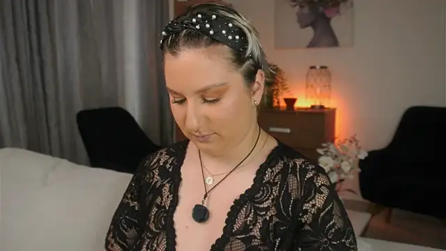 Ximenna Cruz online show from 02-21-26, 01:01