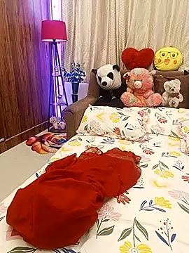 Divya girl online show from 06-11-26, 03:37