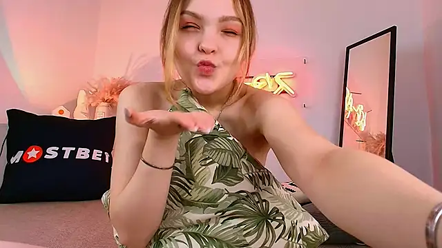 stay with alice online show from 01-02-25, 09:54