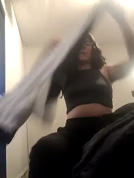 atenealovve 77 online show from 11-07-25, 11:38