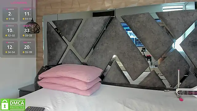 Venus velez  online show from 04-11-26, 01:15