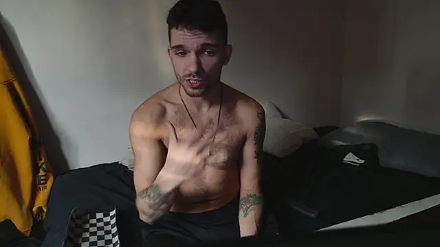 Snapshot of JackDesFeux chatting on 01-15-25, 08:16 JackDesFeux online show from 01-15-25, 08:16