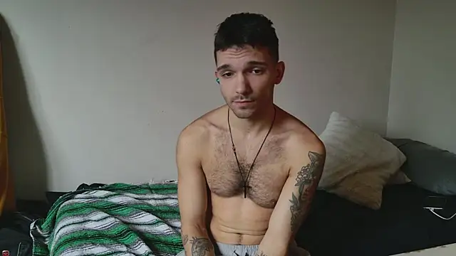 Snapshot of JackDesFeux chatting on 01-19-25, 03:10 JackDesFeux online show from 01-19-25, 03:10