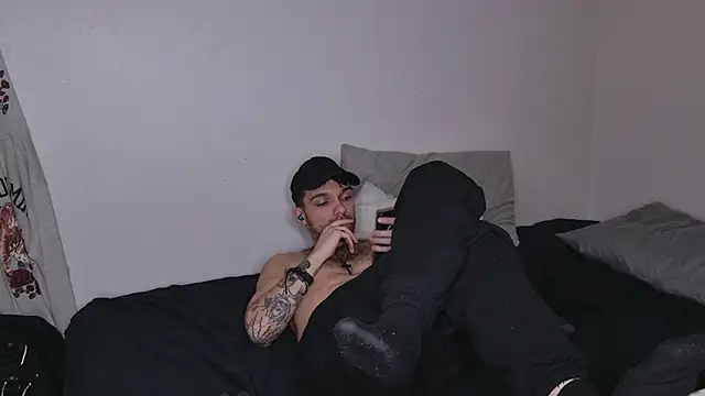 Snapshot of JackDesFeux chatting on 02-24-25, 04:49 JackDesFeux online show from 02-24-25, 04:49
