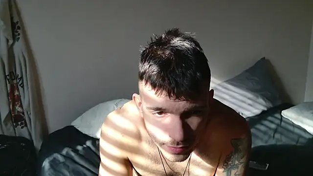 Snapshot of JackDesFeux chatting on 02-28-25, 07:56 JackDesFeux online show from 02-28-25, 07:56