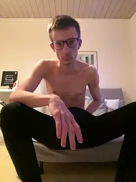 Sturmi18 online show from 01-12-26, 04:12