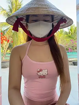 BabyThree  online show from 02-02-26, 09:30