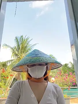 BabyThree  online show from 03-18-26, 08:39