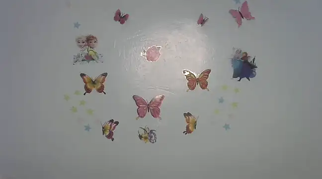 laetitia  online show from 03-04-25, 02:17