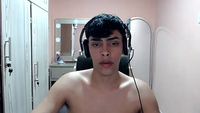 TenderBoyBigCock  online show from 11-12-25, 04:13