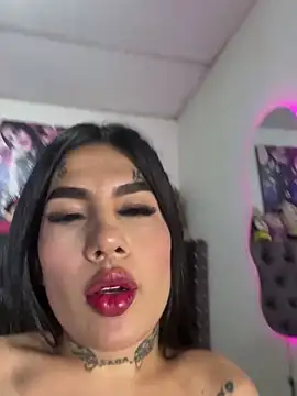 saragill323 online show from 03-04-25, 06:07