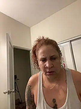 ladycreamypr2 online show from 02-25-26, 05:06