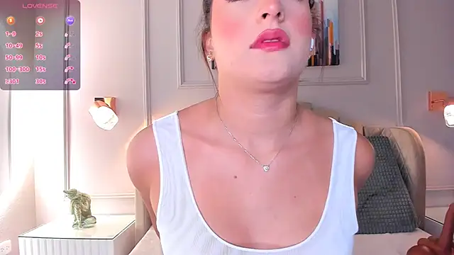 Snapshot of aria_greco chatting on 02-28-25, 06:21 aria greco online show from 02-28-25, 06:21