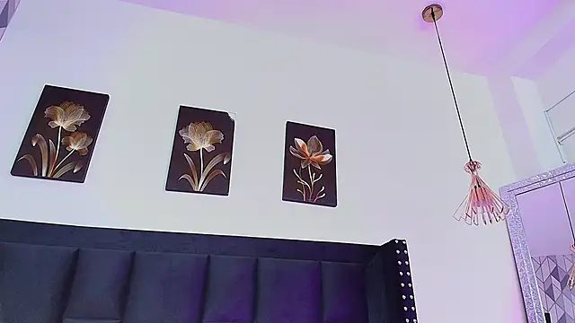 innocentlady  online show from 02-15-25, 12:22