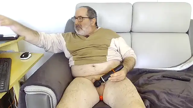 gillou1234 online show from 03-26-26, 12:33