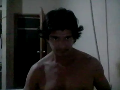 Snapshot of Marobronco chatting on 03-18-25, 01:10 Marobronco online show from 03-18-25, 01:10