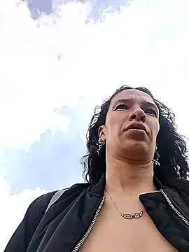 rebekka simpson online show from 11-21-25, 05:00