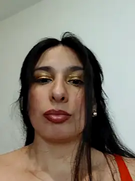 Snapshot of Bigyummmzul chatting on 12-20-24, 11:26 Bigyummmzul online show from 12-20-24, 11:26