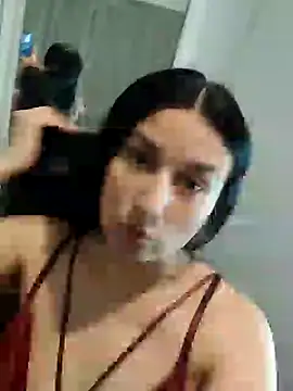 Snapshot of Bigyummmzul chatting on 12-23-24, 11:17 Bigyummmzul online show from 12-23-24, 11:17