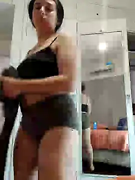 Snapshot of Bigyummmzul chatting on 01-02-25, 05:24 Bigyummmzul online show from 01-02-25, 05:24