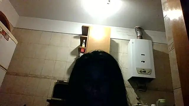 Snapshot of Bigyummmzul chatting on 03-21-25, 04:28 Bigyummmzul online show from 03-21-25, 04:28