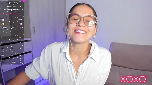 Lilacutte  online show from 03-21-26, 08:19