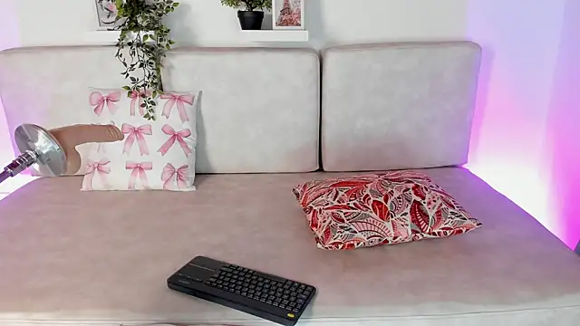 Malka Burning online show from 02-17-25, 11:31